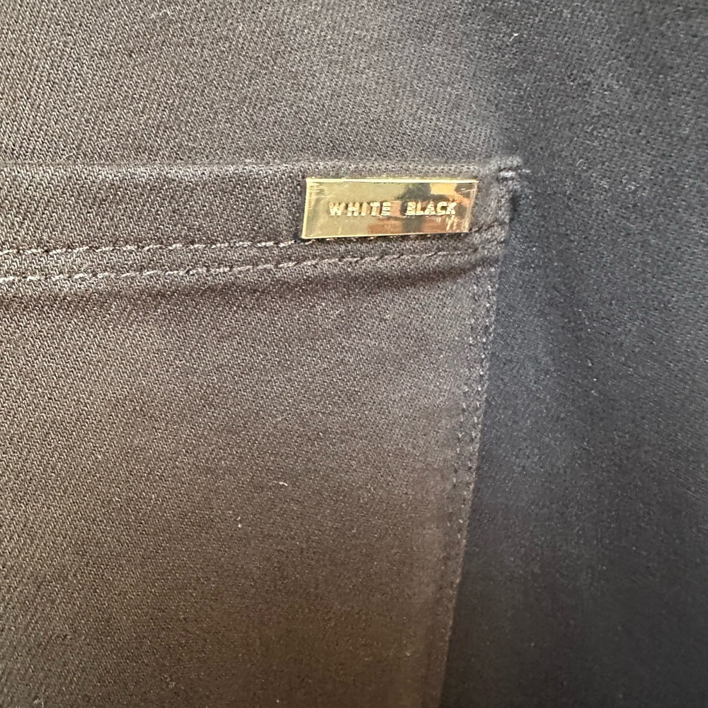 White House Black Market Black Studded Skinny Jeans - Picture 4 of 8